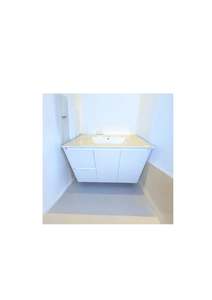 Clearance: 900MM VANITY WHITE GLOSS WALL HUNG BASE & CERAMIC TOP LEFT