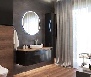 BROADWAY ROUND LED MIRROR WITH BUILT IN DEMISTER