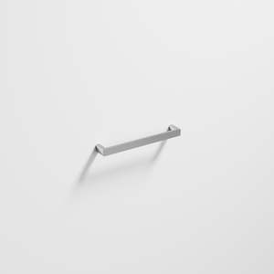 CODE INTERIORS LINEARE 475 HORIZONTAL HEATED TOWEL RAIL