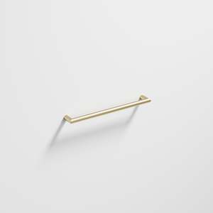 CODE INTERIORS ARC 632MM ROUND HEATED TOWEL RAIL