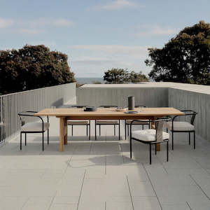 Johnny & Palm 7-Piece Outdoor Dining Suite