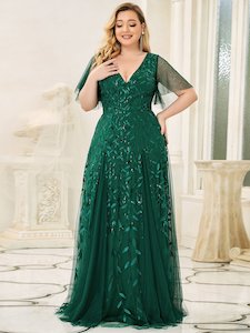 Nz Size 14: Sally tulle sequin plus size dress in emerald s14 Express NZ wide!