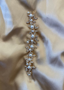 Gold chain hair accessory Express NZ Wide