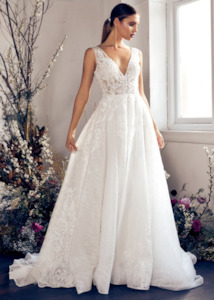 In Stock: Zavana Designer A-Line Bridal Gown s10 Express NZ wide