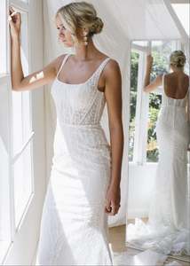 Wedding Societe Square Neck Wedding Dress s6-8 Express NZ wide