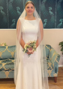 Accessories: Extra Wide Plain Ivory Veil 2.5 m length Express NZ Wide