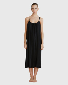 Laing: Victoria Silk Nightgown Black