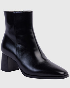 Bryant Boot Black Hi Shine