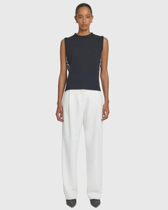 Viktoria Woods: Ascendant Vest Black