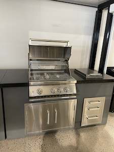 Titan Outdoor Kitchen - c/w Titan 3 BBQ and Side burner then your choice of draw&hellip;
