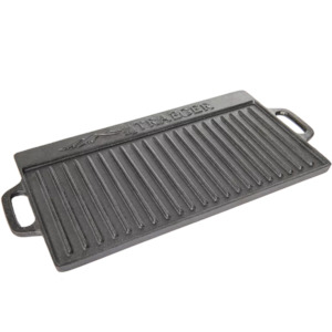 Traeger: Traeger Cast Iron Reversible Griddle