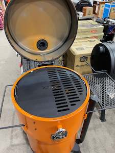 Bronco Pro half grill and half hot plate