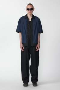 S4 24: TWO TONE SHIRT - NAVY/BLACK