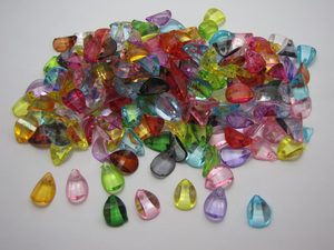 50 Teardrop charms Beadzone