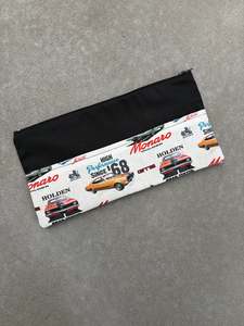 Pencil Cases: Pencil Case - Classic Cars (LIMITED EDITION)