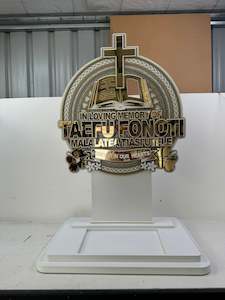 Memorial Plaque: BC MEMORIAL PLAQUE & STAND