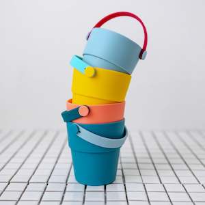 Bath Toys: Silicone Bath Buckets