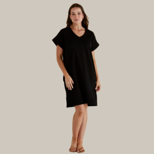New: Elise V-Neck Rib Dress | Black