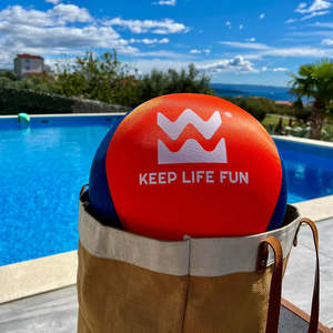 Toys: Deluxe Beach Ball