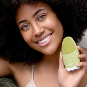 Frontpage: Olive 2-in-1 Sonic Cleanser