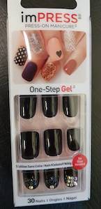 Products: imPRESS Press-On Manicure Claim To Fame