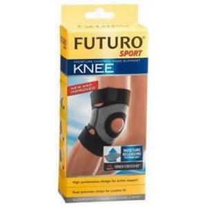 FUTURO SPORT MOISTURE CONTROL KNEE SUPPORT - SMALL