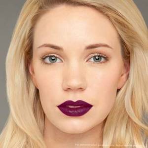 Revlon Kiss Plumping Lip Creme: Revlon Kiss Plumping - Rich Bordeaux