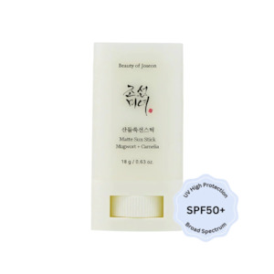 Matte Sun Stick: Mugwort + Camelia SPF50+ Broad Spectrum