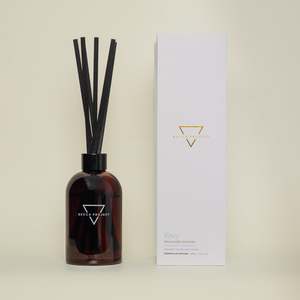 Frontpage: Reed Diffuser - Envy