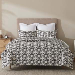 Design Republique Nya Reversible Duvet Cover Set