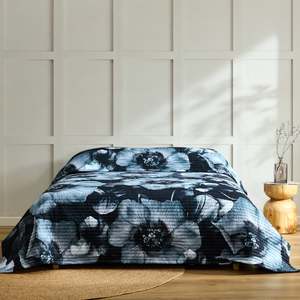 Logan & Mason Heidi Bedspread
