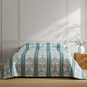 Logan & Mason Tilly Bedspread