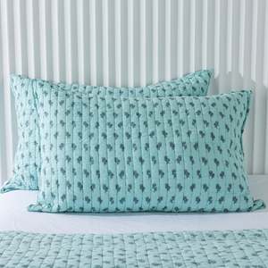 Pillowcases: Gracious Living Penelope Pillowcase Pair