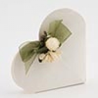 Products: Ivory Lari - Heart