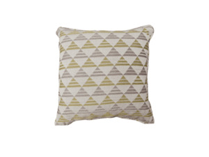 Others: Cushion Golden Triangle