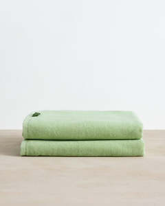 Bath: Apple Cotton Terry Bath Sheets (Set of Two)