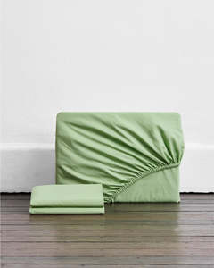 Sheets: Apple Organic Cotton Fitted Sheet Set