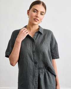 Marina Short Sleeve Shirt in Charcoal