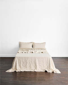 Oatmeal 100 French Flax Linen Bedding: Oatmeal Quilt