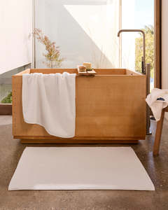Crisp White Cotton Terry Bath Mat