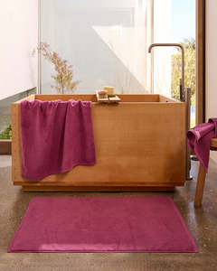 Berry Cotton Terry Bath Mat