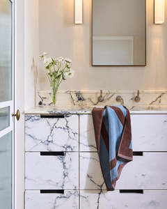 Cacao & Lagoon Heritage Hand Towel