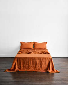 Rust 100 French Flax Linen Bedding: Rust Quilt