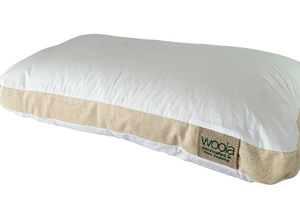 Products: Woola Latex/Wool Pillow - Bedworld