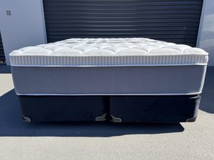 Products: Beautyrest Plush King Mattress & Base 4 - Bedworld