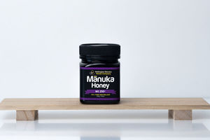 Products: Raw mānuka honey MG250+