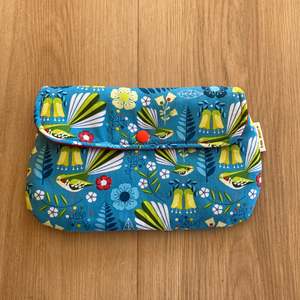 Products: Fantail pouch - Collections – bee Moore
