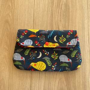 Products: Kiwi pouch - Collections – bee Moore