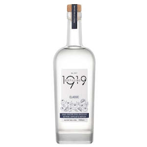 1919 Distilling: 1919 Distilling Gin 700mL