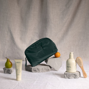 Baby: The Essentials Gift Set for Mum & Bub